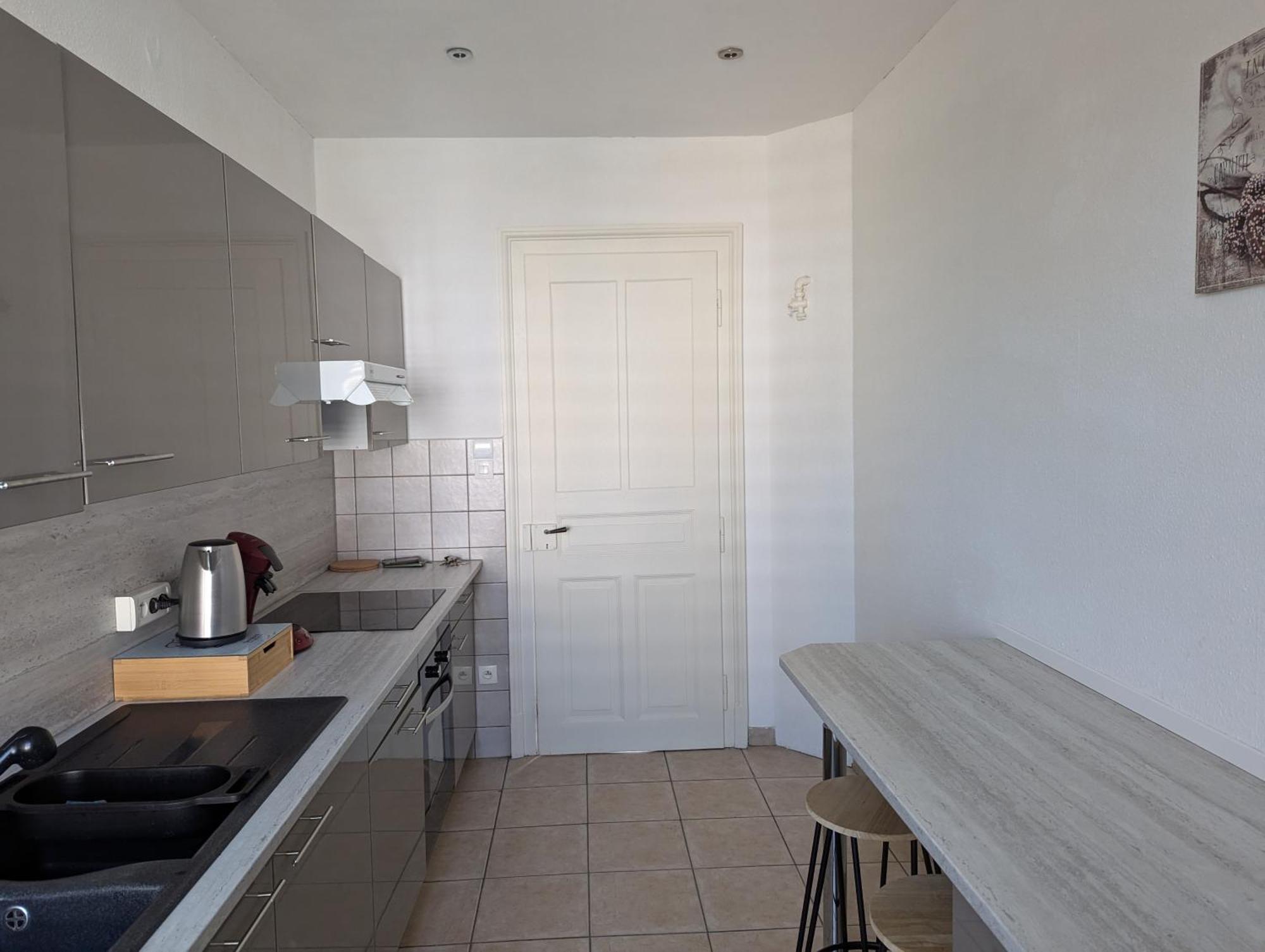 Le Mirage - Appartement 2 Chambres, Salon, Cuisine Equipee, Parking Et Wifi Gratuit Mulhouse Eksteriør bilde