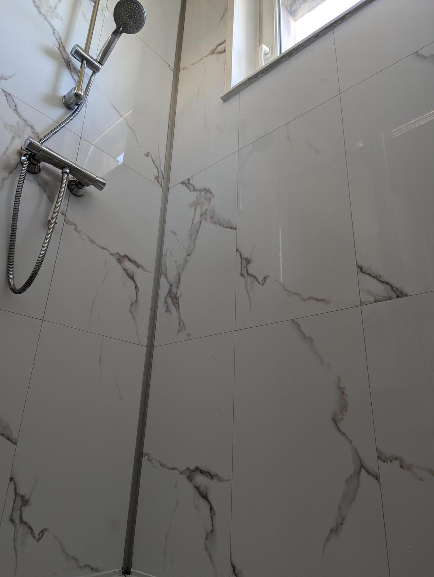 Le Mirage - Appartement 2 Chambres, Salon, Cuisine Equipee, Parking Et Wifi Gratuit Mulhouse Eksteriør bilde